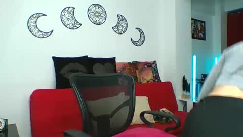  Angela  online show from 04-10-26, 09:52