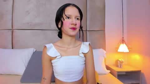 Snapshot of angelag_ chatting on 11-11-25, 08:31 angelag_ online show from 11-11-25, 08:31