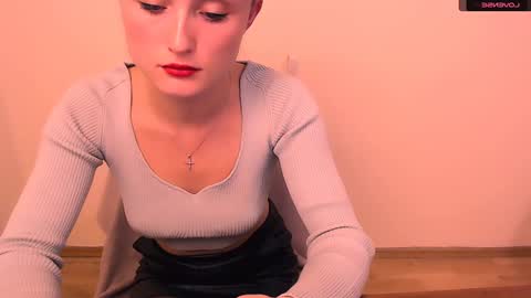 Snapshot of angelalice_ chatting on 12-15-24, 10:50 Alice online show from 12-15-24, 10:50