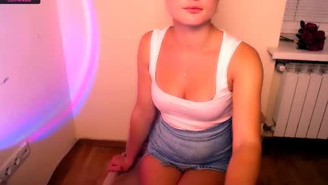 Snapshot of angelalice_ chatting on 09-26-25, 10:41 Alice online show from 09-26-25, 10:41