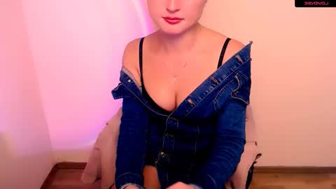 Snapshot of angelalice_ chatting on 10-04-25, 08:56 Alice online show from 10-04-25, 08:56