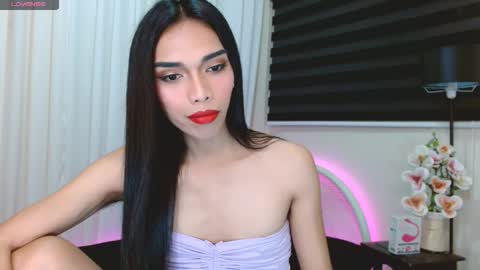 Snapshot of angelamonroe chatting on 11-07-25, 11:38 SENORITA online show from 11-07-25, 11:38
