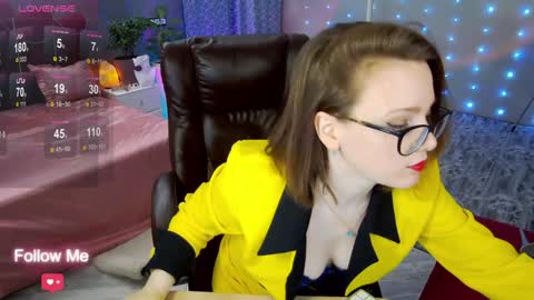 Angela online show from 01-08-25, 06:31