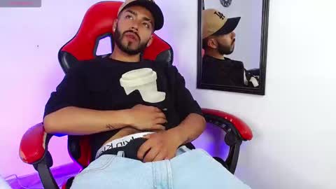 Snapshot of angelbacker chatting on 02-01-26, 02:59 Angel online show from 02-01-26, 02:59