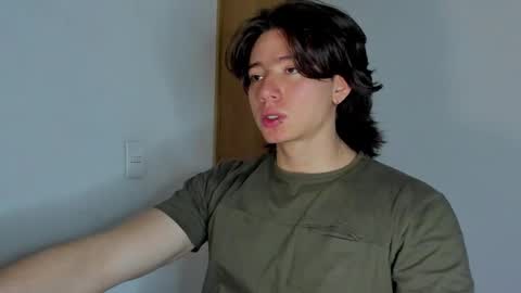 Angel Bennet online show from 11-19-25, 12:54