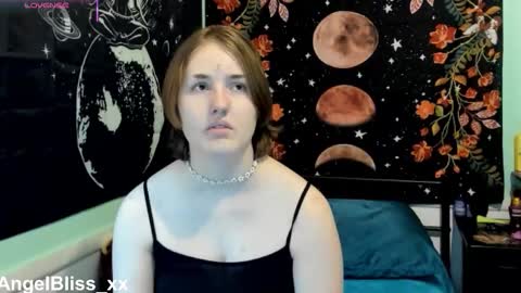Angel online show from 11-22-25, 04:17