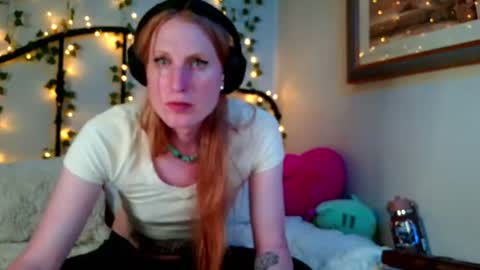 Snapshot of angelcakexoxo chatting on 06-10-26, 10:36 AngelCakexoxo online show from 06-10-26, 10:36