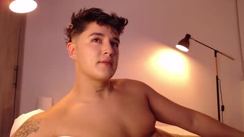 Angel online show from 12-23-25, 01:03