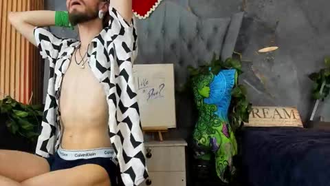 Snapshot of angeldamianart chatting on 11-14-25, 09:35 angeldamianart online show from 11-14-25, 09:35