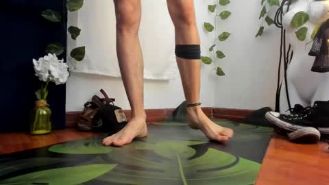 Snapshot of angeldamianart chatting on 12-02-25, 07:53 angeldamianart online show from 12-02-25, 07:53