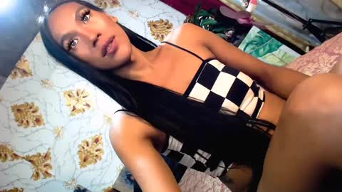 Snapshot of angeldark_satisfactionxxx chatting on 01-18-25, 06:21 ANGELDARK online show from 01-18-25, 06:21