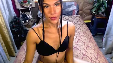 Snapshot of angeldark_satisfactionxxx chatting on 02-08-25, 05:51 ANGELDARK online show from 02-08-25, 05:51