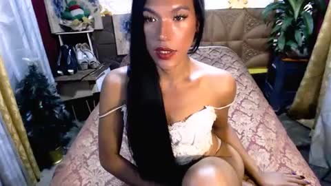 Snapshot of angeldark_satisfactionxxx chatting on 02-21-25, 05:56 ANGELDARK online show from 02-21-25, 05:56