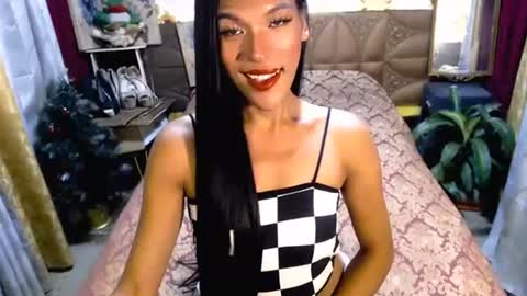 Snapshot of angeldark_satisfactionxxx chatting on 02-24-25, 08:06 ANGELDARK online show from 02-24-25, 08:06