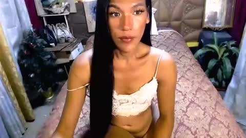 Snapshot of angeldark_satisfactionxxx chatting on 02-26-25, 12:36 ANGELDARK online show from 02-26-25, 12:36
