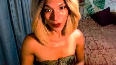 Snapshot of angeldark_satisfactionxxx chatting on 11-07-25, 09:31 ANGELDARK online show from 11-07-25, 09:31