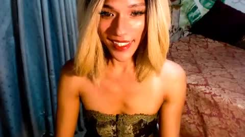 Snapshot of angeldark_satisfactionxxx chatting on 11-08-25, 06:57 ANGELDARK online show from 11-08-25, 06:57
