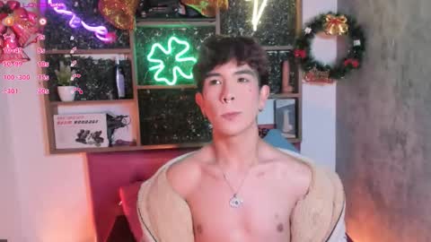 Snapshot of angeldust_19 chatting on 12-15-25, 07:45 Angel dust online show from 12-15-25, 07:45