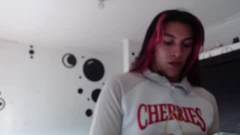 Snapshot of angele_johnson chatting on 03-09-25, 09:57 angele online show from 03-09-25, 09:57