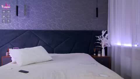 Snapshot of angelees_ chatting on 12-01-25, 11:15 Angelina online show from 12-01-25, 11:15