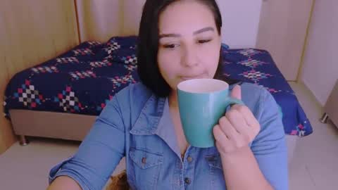 Snapshot of angeleslinda chatting on 12-07-24, 10:06 anastasia online show from 12-07-24, 10:06