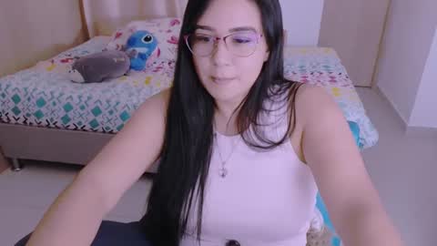 Snapshot of angeleslinda chatting on 12-14-24, 10:39 anastasia online show from 12-14-24, 10:39