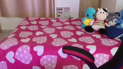 Snapshot of angeleslinda chatting on 02-08-25, 07:05 anastasia online show from 02-08-25, 07:05