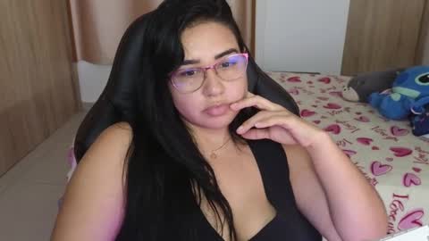 Snapshot of angeleslinda chatting on 02-15-25, 09:59 anastasia online show from 02-15-25, 09:59