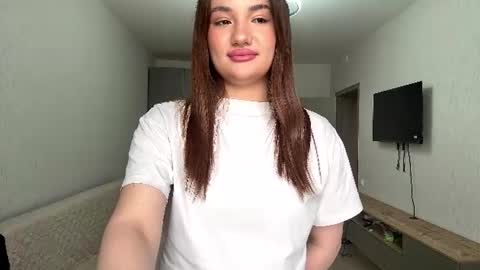 Emily online show from 06-08-26, 11:43