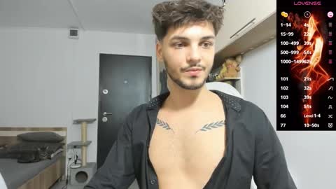 Frankie  online show from 10-27-25, 12:09