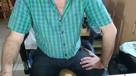 angelgarcia269 online show from 04-06-26, 12:17