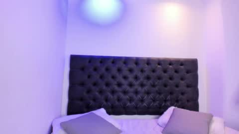 Angeli online show from 09-24-25, 10:51