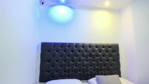 Angeli online show from 09-25-25, 10:52