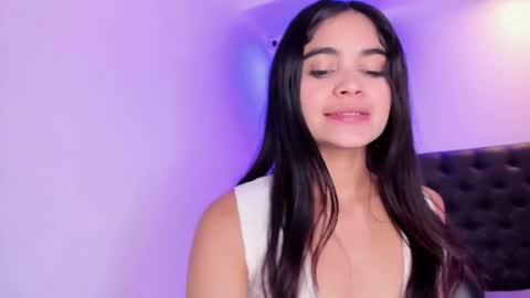 Angeli online show from 11-30-25, 04:22