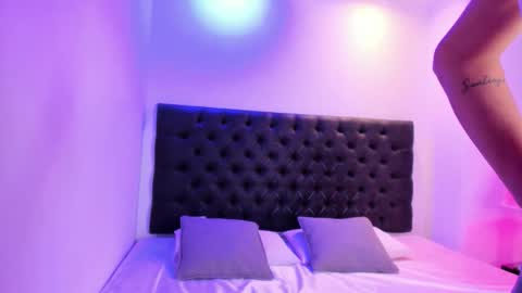 Angeli online show from 12-05-25, 10:57