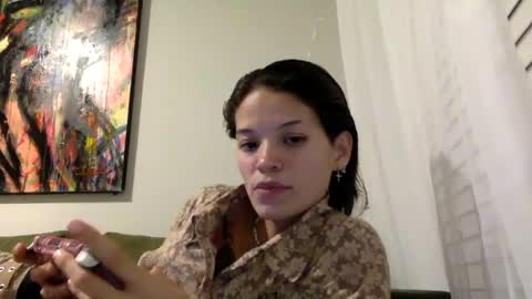 Snapshot of angelia01m chatting on 09-29-25, 02:27 angelia01m online show from 09-29-25, 02:27