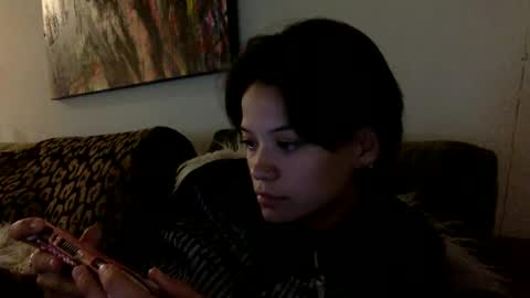 Snapshot of angelia01m chatting on 10-31-25, 01:50 angelia01m online show from 10-31-25, 01:50