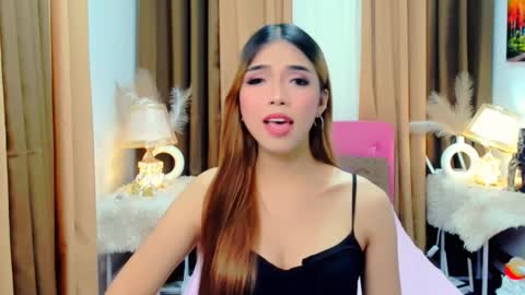 Snapshot of angelic076039 chatting on 10-24-25, 02:30 MISS PAU online show from 10-24-25, 02:30