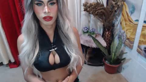 DIVINE ANGEL online show from 02-08-25, 08:09