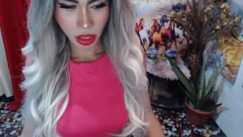 DIVINE ANGEL online show from 02-19-25, 09:17