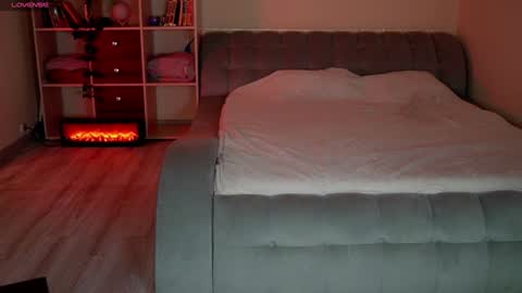 Snapshot of angelic_lovers_ chatting on 01-01-25, 10:35 Gabby online show from 01-01-25, 10:35