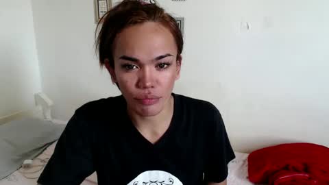 Yhanna online show from 12-23-24, 02:02