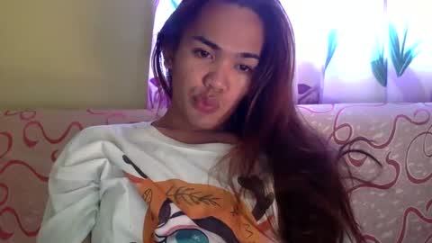 Yhanna online show from 12-24-24, 06:33