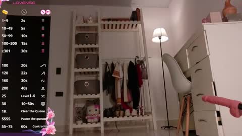 Snapshot of angelica_soft chatting on 09-09-25, 01:27 U can call me Angel online show from 09-09-25, 01:27