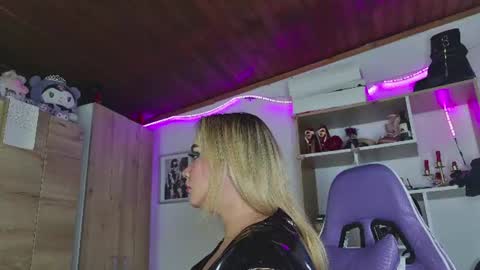 Snapshot of angelica_sparks chatting on 07-11-26, 03:09 Angelica Sparks online show from 07-11-26, 03:09