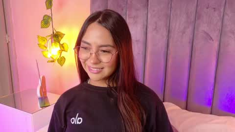 Snapshot of angelicaa_garcia chatting on 05-29-26, 11:19 angelicaa_garcia online show from 05-29-26, 11:19