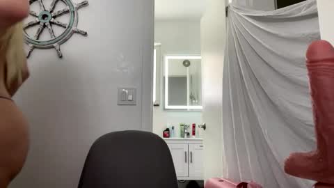 angelicalexa online show from 11-17-25, 04:13