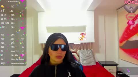 angelie online show from 10-12-25, 07:51