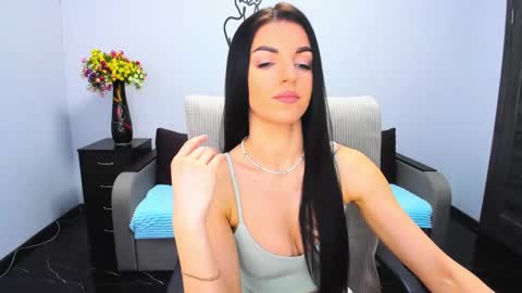 Angelina online show from 01-03-25, 12:30