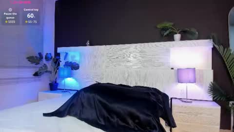 angelina_hilton online show from 07-13-26, 11:35